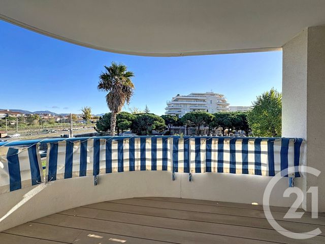 Appartement T2 à vendre - 2 pièces - 37,11 m2 - Frejus - 83 - PROVENCE-ALPES-COTE-D-AZUR