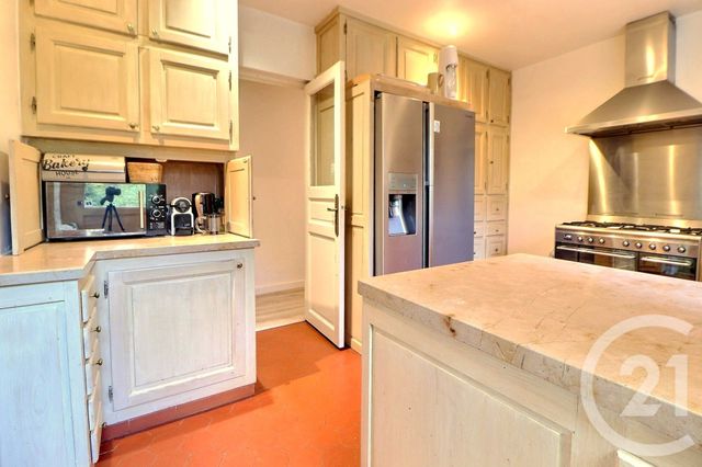 Maison à vendre - 6 pièces - 154 m2 - St Paul En Foret - 83 - PROVENCE-ALPES-COTE-D-AZUR