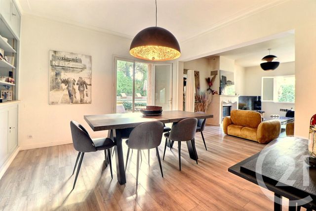 Maison à vendre - 6 pièces - 154 m2 - St Paul En Foret - 83 - PROVENCE-ALPES-COTE-D-AZUR