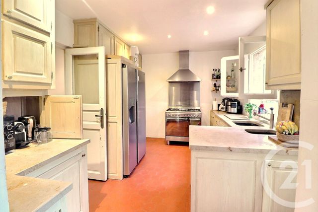 Maison à vendre - 6 pièces - 154 m2 - St Paul En Foret - 83 - PROVENCE-ALPES-COTE-D-AZUR