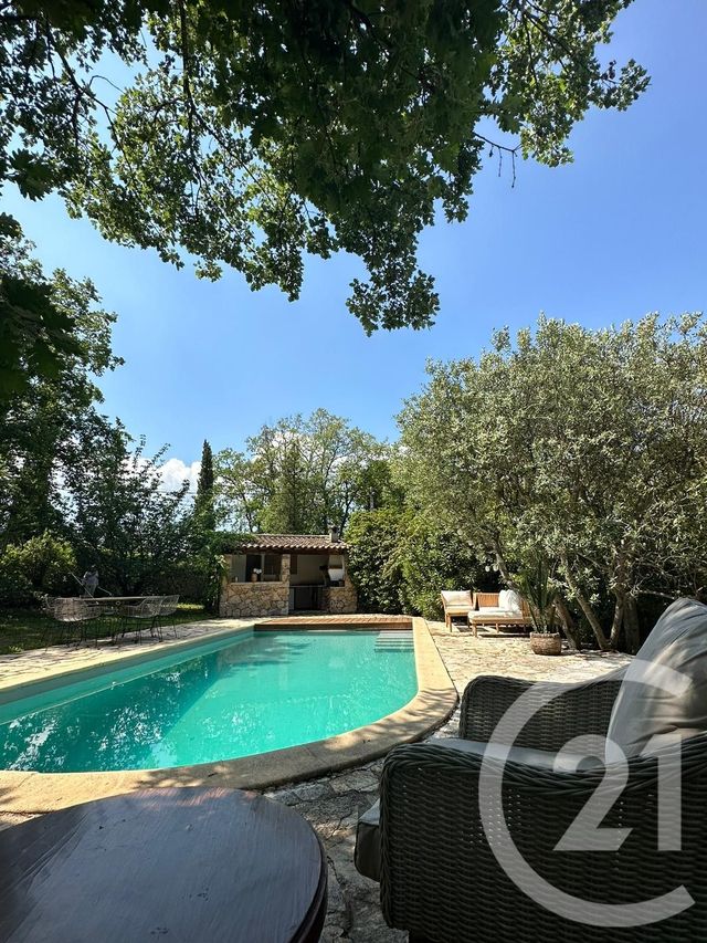 Maison à vendre - 6 pièces - 154 m2 - St Paul En Foret - 83 - PROVENCE-ALPES-COTE-D-AZUR