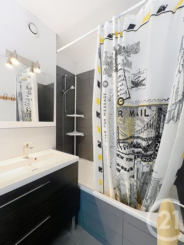 Appartement F2 à vendre - 2 pièces - 42,91 m2 - Frejus - 83 - PROVENCE-ALPES-COTE-D-AZUR