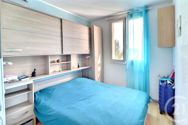 Appartement T2 à vendre - 2 pièces - 26 m2 - Frejus - 83 - PROVENCE-ALPES-COTE-D-AZUR