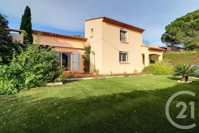 Maison à vendre - 5 pièces - 125 m2 - Frejus - 83 - PROVENCE-ALPES-COTE-D-AZUR