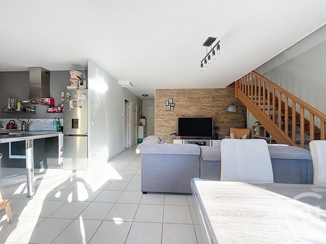 Maison à vendre - 4 pièces - 89 m2 - Roquebrune Sur Argens - 83 - PROVENCE-ALPES-COTE-D-AZUR