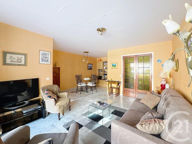 Appartement F2 &agrave; vendre - 2 pi&egrave;ces - 49,33 m2 - St Raphael - 83 - PROVENCE-ALPES-COTE-D-AZUR