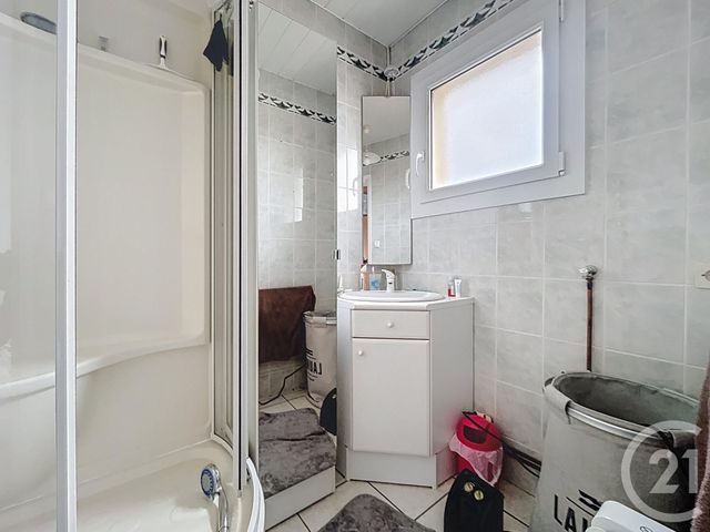 Appartement F2 &agrave; vendre - 2 pi&egrave;ces - 28,63 m2 - Frejus - 83 - PROVENCE-ALPES-COTE-D-AZUR