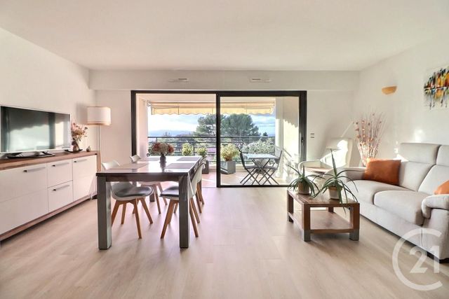 Appartement F3 &agrave; vendre - 3 pi&egrave;ces - 77,28 m2 - St Raphael - 83 - PROVENCE-ALPES-COTE-D-AZUR