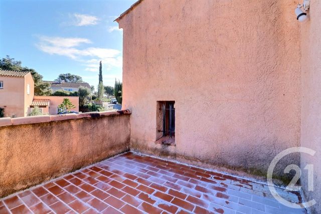 Maison &agrave; vendre - 7 pi&egrave;ces - 180 m2 - St Raphael - 83 - PROVENCE-ALPES-COTE-D-AZUR