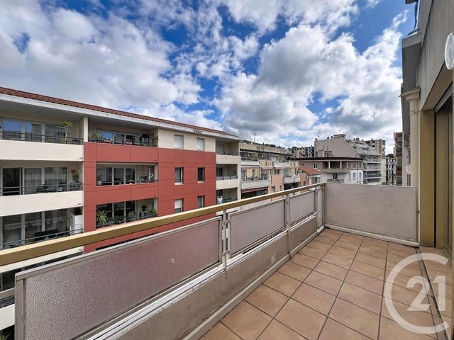 Appartement F2 &agrave; vendre - 2 pi&egrave;ces - 43,66 m2 - St Raphael - 83 - PROVENCE-ALPES-COTE-D-AZUR