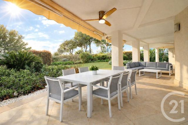 Appartement F3 &agrave; vendre - 3 pi&egrave;ces - 100,02 m2 - St Raphael - 83 - PROVENCE-ALPES-COTE-D-AZUR