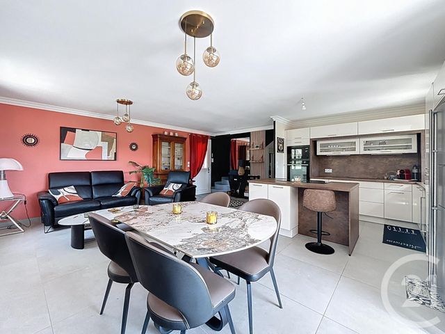 Maison &agrave; vendre - 5 pi&egrave;ces - 96,60 m2 - Roquebrune Sur Argens - 83 - PROVENCE-ALPES-COTE-D-AZUR