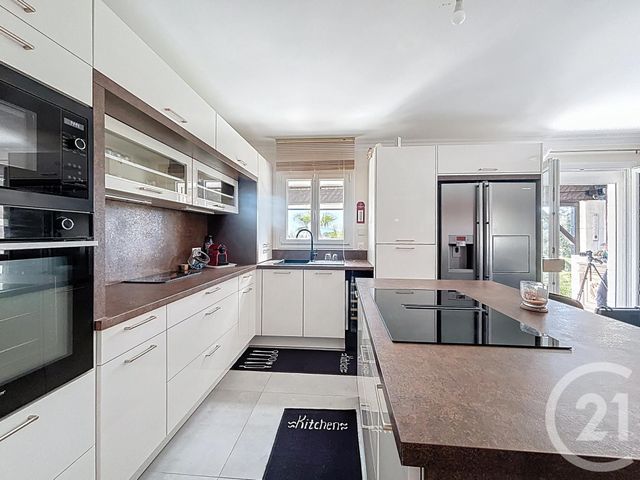 Maison &agrave; vendre - 5 pi&egrave;ces - 96,60 m2 - Roquebrune Sur Argens - 83 - PROVENCE-ALPES-COTE-D-AZUR