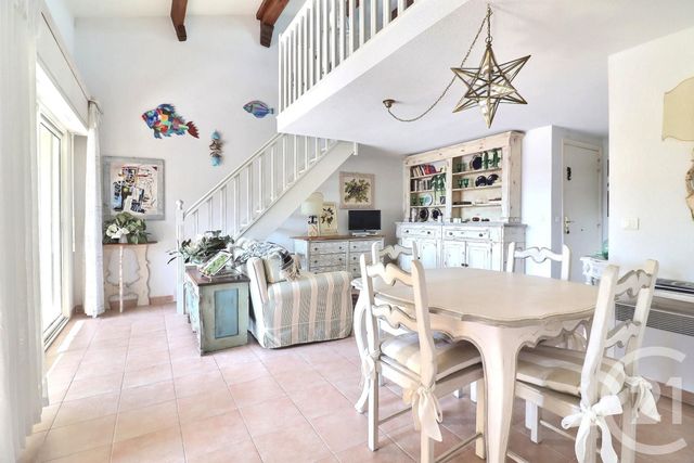 Appartement F3 &agrave; vendre - 3 pi&egrave;ces - 69,64 m2 - Frejus - 83 - PROVENCE-ALPES-COTE-D-AZUR