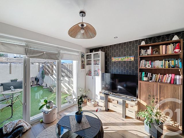 Appartement F2 &agrave; vendre - 2 pi&egrave;ces - 37,63 m2 - Puget Sur Argens - 83 - PROVENCE-ALPES-COTE-D-AZUR