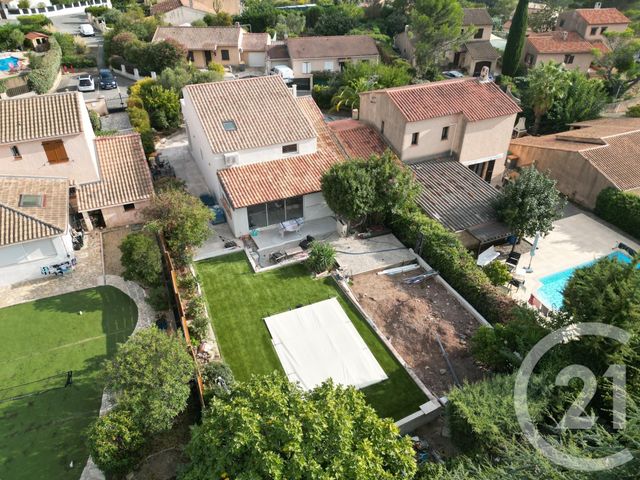 Maison &agrave; vendre - 5 pi&egrave;ces - 135,45 m2 - St Raphael - 83 - PROVENCE-ALPES-COTE-D-AZUR