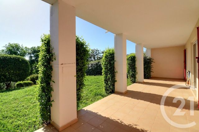 Appartement T3 &agrave; vendre - 3 pi&egrave;ces - 68,81 m2 - Frejus - 83 - PROVENCE-ALPES-COTE-D-AZUR
