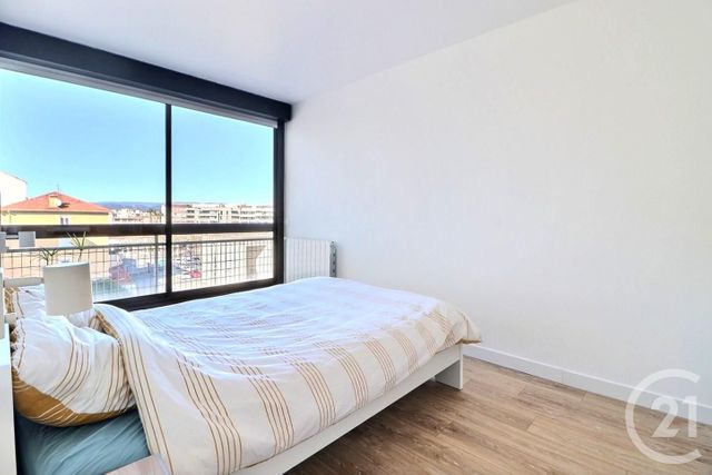 Appartement F3 &agrave; vendre - 3 pi&egrave;ces - 64,82 m2 - St Raphael - 83 - PROVENCE-ALPES-COTE-D-AZUR