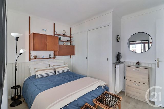 Appartement Studio cabine &agrave; vendre - 2 pi&egrave;ces - 31,60 m2 - Frejus - 83 - PROVENCE-ALPES-COTE-D-AZUR