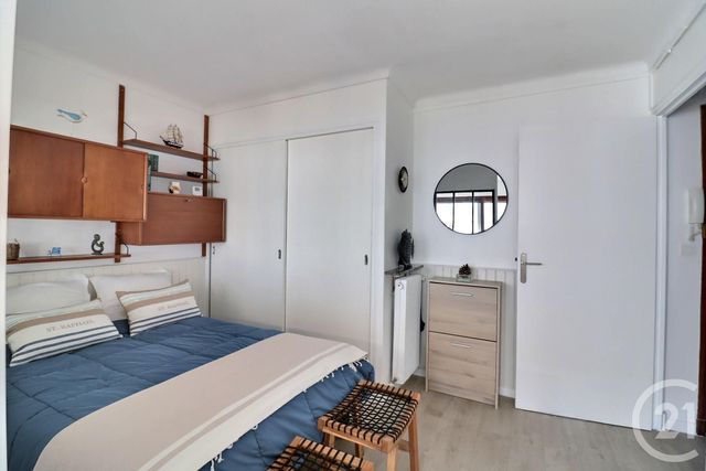 Appartement Studio cabine &agrave; vendre - 2 pi&egrave;ces - 31,60 m2 - Frejus - 83 - PROVENCE-ALPES-COTE-D-AZUR