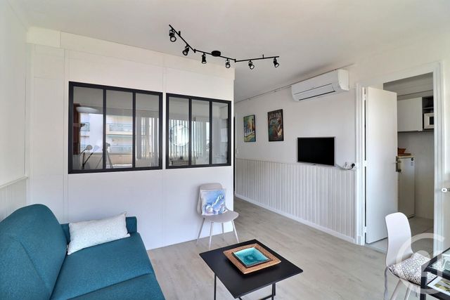 Appartement Studio cabine &agrave; vendre - 2 pi&egrave;ces - 31,60 m2 - Frejus - 83 - PROVENCE-ALPES-COTE-D-AZUR