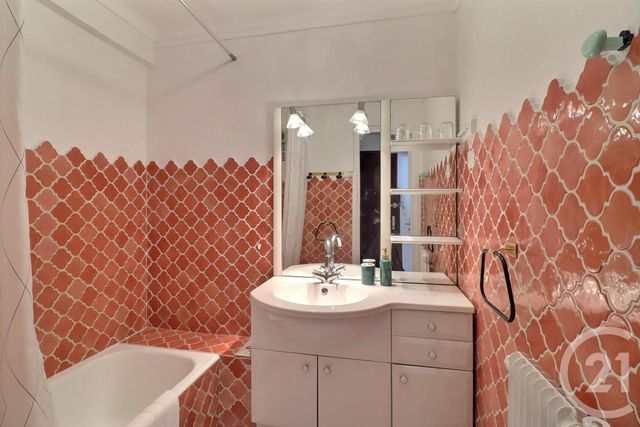 Appartement Studio cabine &agrave; vendre - 2 pi&egrave;ces - 31,60 m2 - Frejus - 83 - PROVENCE-ALPES-COTE-D-AZUR