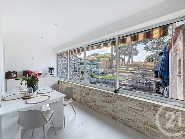 Maison &agrave; vendre - 4 pi&egrave;ces - 176,02 m2 - Puget Sur Argens - 83 - PROVENCE-ALPES-COTE-D-AZUR