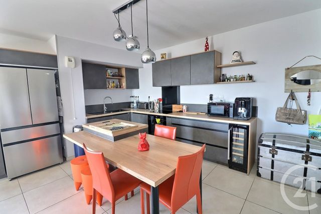 Appartement T4 &agrave; vendre - 4 pi&egrave;ces - 103,01 m2 - Frejus - 83 - PROVENCE-ALPES-COTE-D-AZUR