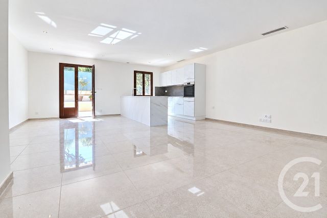 Maison &agrave; vendre - 4 pi&egrave;ces - 92,37 m2 - Frejus - 83 - PROVENCE-ALPES-COTE-D-AZUR