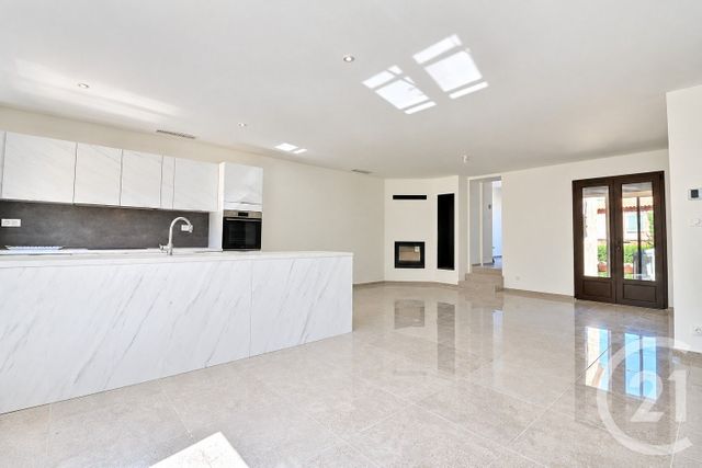 Maison &agrave; vendre - 4 pi&egrave;ces - 92,37 m2 - Frejus - 83 - PROVENCE-ALPES-COTE-D-AZUR