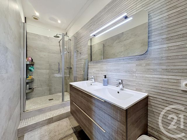 Appartement T3 &agrave; vendre - 3 pi&egrave;ces - 79,31 m2 - Frejus - 83 - PROVENCE-ALPES-COTE-D-AZUR