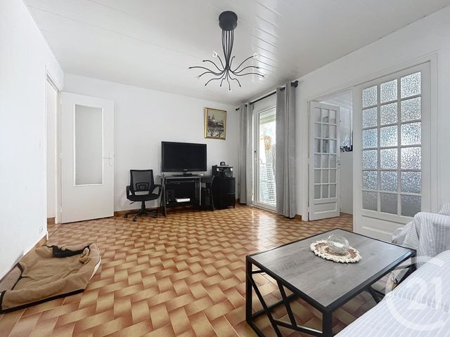 Maison &agrave; vendre - 2 pi&egrave;ces - 47 m2 - Roquebrune Sur Argens - 83 - PROVENCE-ALPES-COTE-D-AZUR