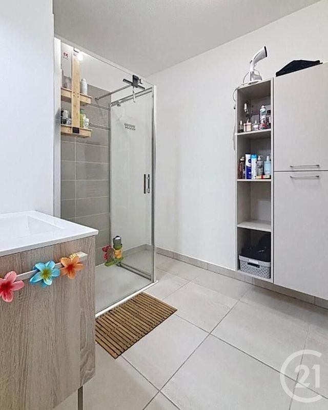 Appartement F3 &agrave; vendre - 3 pi&egrave;ces - 67,92 m2 - Frejus - 83 - PROVENCE-ALPES-COTE-D-AZUR