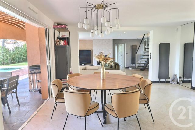 Maison &agrave; vendre - 6 pi&egrave;ces - 160 m2 - Frejus - 83 - PROVENCE-ALPES-COTE-D-AZUR
