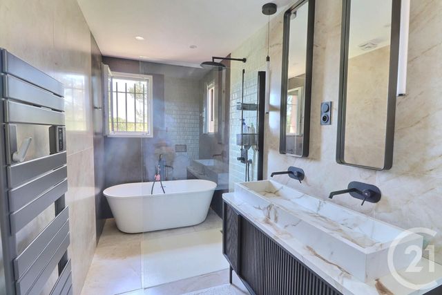 Maison &agrave; vendre - 6 pi&egrave;ces - 160 m2 - Frejus - 83 - PROVENCE-ALPES-COTE-D-AZUR