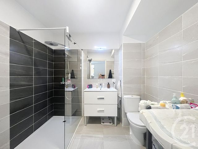 Appartement F3 &agrave; vendre - 3 pi&egrave;ces - 88 m2 - Puget Sur Argens - 83 - PROVENCE-ALPES-COTE-D-AZUR