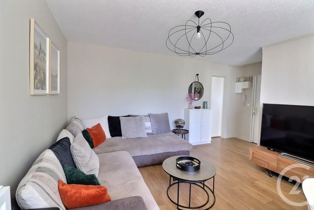 Appartement T3 &agrave; vendre - 3 pi&egrave;ces - 55,73 m2 - Frejus - 83 - PROVENCE-ALPES-COTE-D-AZUR