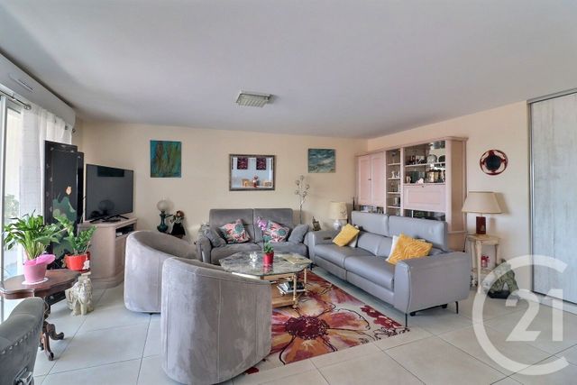 Appartement T3 &agrave; vendre - 3 pi&egrave;ces - 92,31 m2 - Frejus - 83 - PROVENCE-ALPES-COTE-D-AZUR