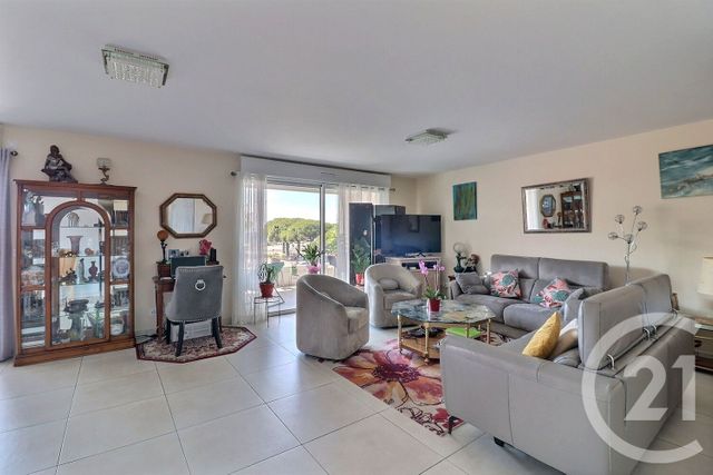 Appartement T3 &agrave; vendre - 3 pi&egrave;ces - 92,31 m2 - Frejus - 83 - PROVENCE-ALPES-COTE-D-AZUR