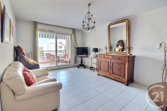 Appartement T3 &agrave; vendre - 3 pi&egrave;ces - 65,48 m2 - Frejus - 83 - PROVENCE-ALPES-COTE-D-AZUR