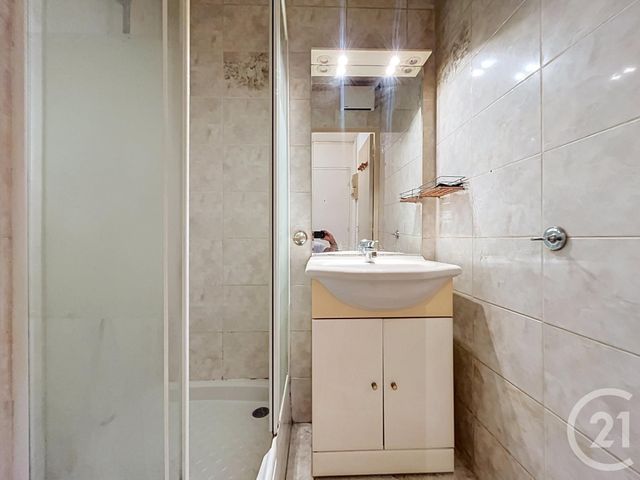 Appartement Studio &agrave; vendre - 1 pi&egrave;ce - 26 m2 - Frejus - 83 - PROVENCE-ALPES-COTE-D-AZUR