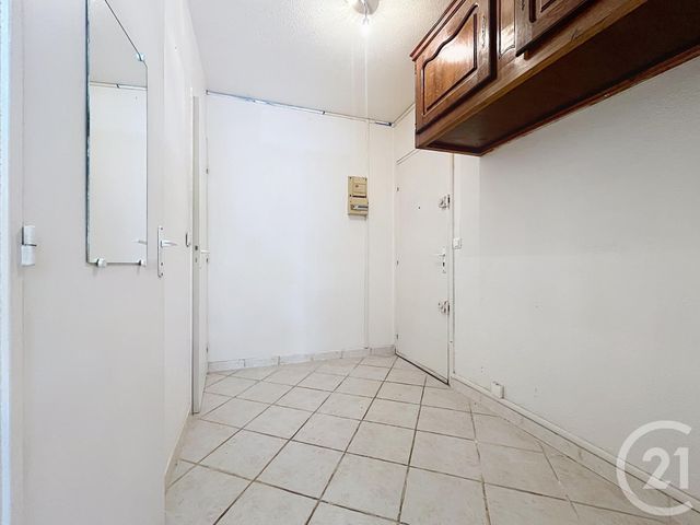 Appartement Studio &agrave; vendre - 1 pi&egrave;ce - 26 m2 - Frejus - 83 - PROVENCE-ALPES-COTE-D-AZUR