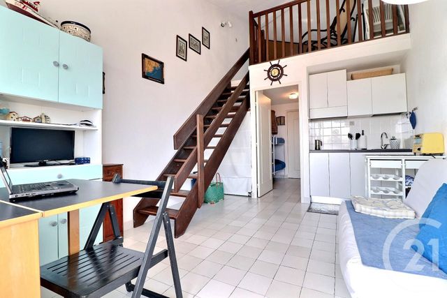 Appartement T2 &agrave; vendre - 2 pi&egrave;ces - 27 m2 - Frejus - 83 - PROVENCE-ALPES-COTE-D-AZUR