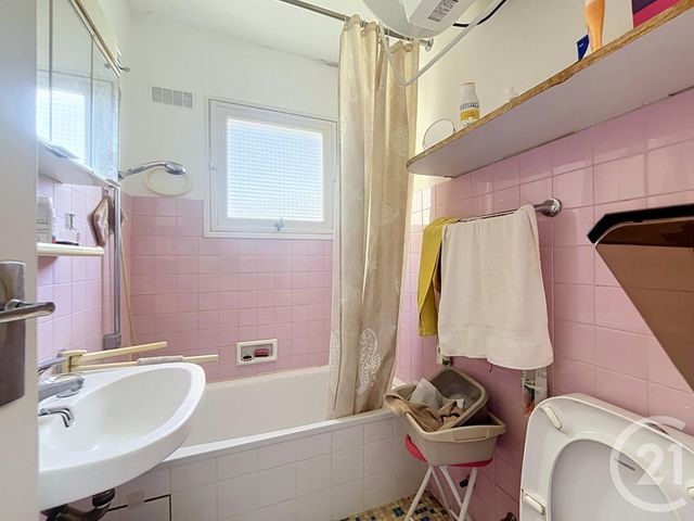 Appartement T2 &agrave; vendre - 2 pi&egrave;ces - 28 m2 - Frejus - 83 - PROVENCE-ALPES-COTE-D-AZUR