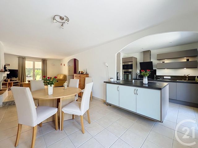 Maison &agrave; vendre - 4 pi&egrave;ces - 77 m2 - Bagnols En Foret - 83 - PROVENCE-ALPES-COTE-D-AZUR