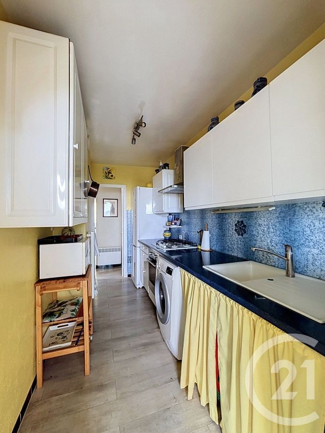 Appartement F2 bis &agrave; vendre - 4 pi&egrave;ces - 83,13 m2 - Frejus - 83 - PROVENCE-ALPES-COTE-D-AZUR