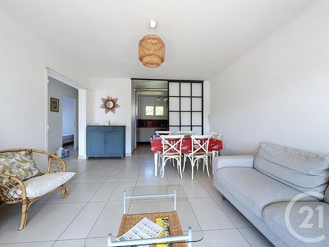 Appartement T3 &agrave; vendre - 3 pi&egrave;ces - 62,96 m2 - St Raphael - 83 - PROVENCE-ALPES-COTE-D-AZUR