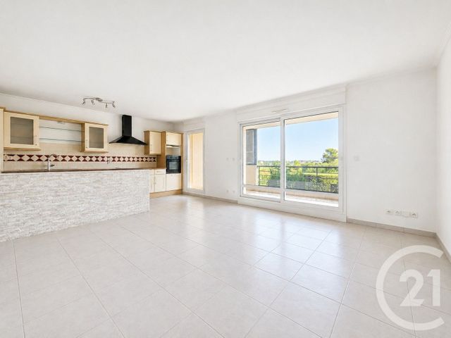 Appartement F3 &agrave; vendre - 3 pi&egrave;ces - 75,05 m2 - Frejus - 83 - PROVENCE-ALPES-COTE-D-AZUR