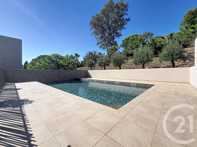 Appartement T4 &agrave; vendre - 4 pi&egrave;ces - 88,50 m2 - St Raphael - 83 - PROVENCE-ALPES-COTE-D-AZUR