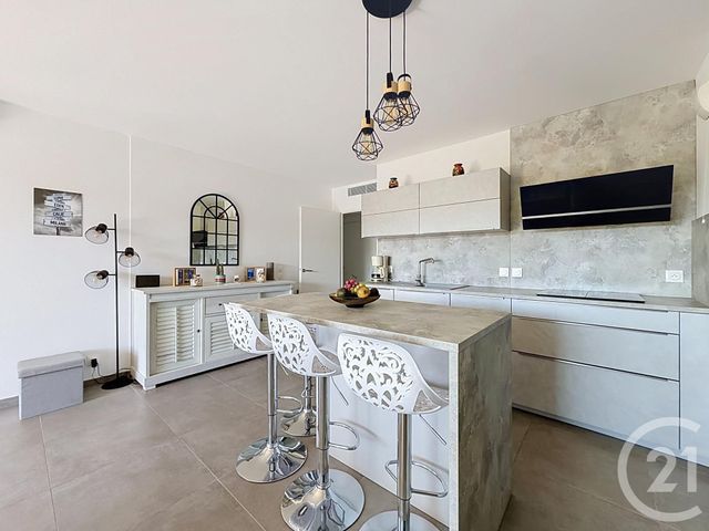Appartement T4 &agrave; vendre - 4 pi&egrave;ces - 88,50 m2 - St Raphael - 83 - PROVENCE-ALPES-COTE-D-AZUR